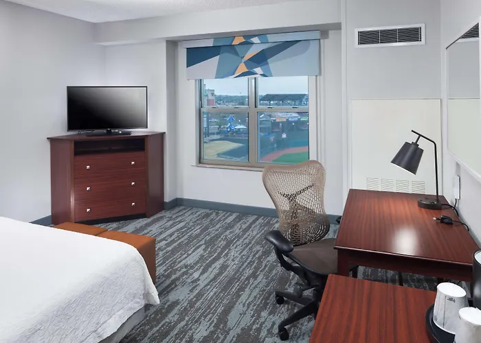 Hampton Inn & Suites Oklahoma City-Bricktown